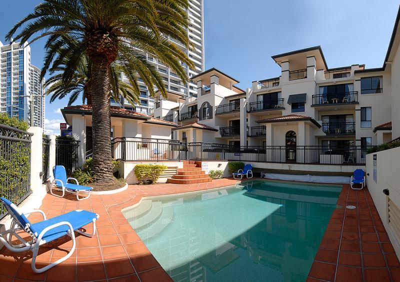 גולד קוסט Island Beach Resort מראה חיצוני תמונה